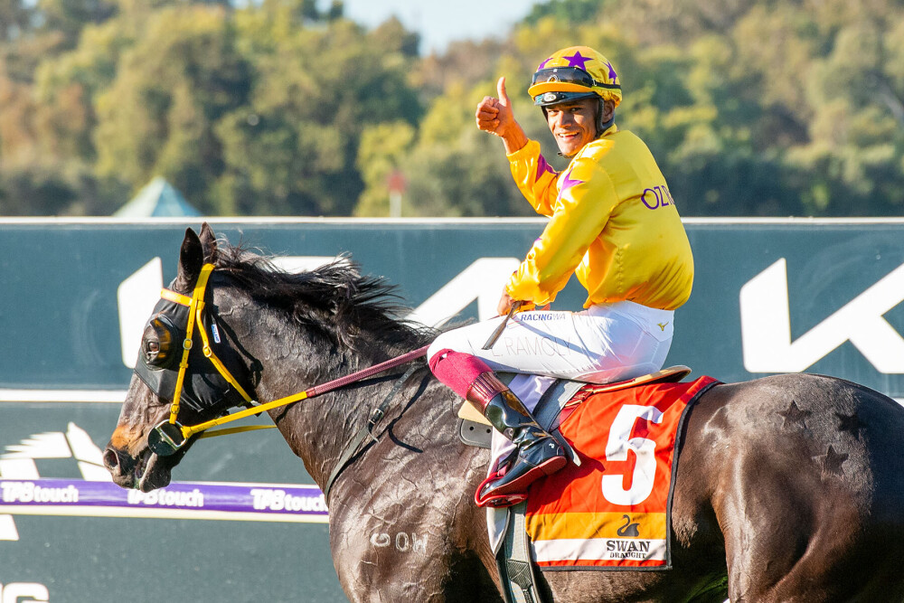 Bruce Almighty_11-10-2025_WIN_Ascot_9__51_1000x667px