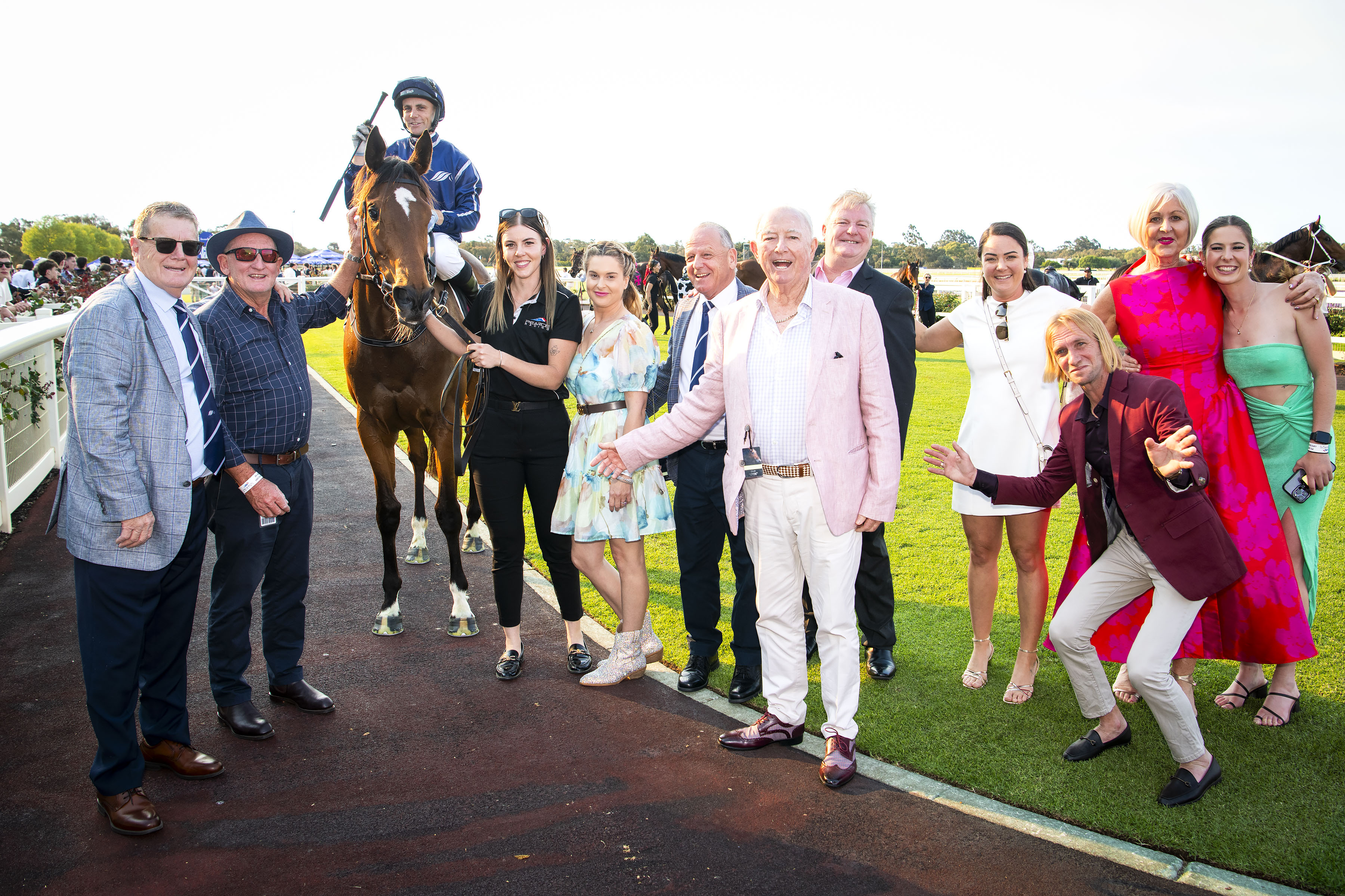 Talkanco_WesternRacepix01